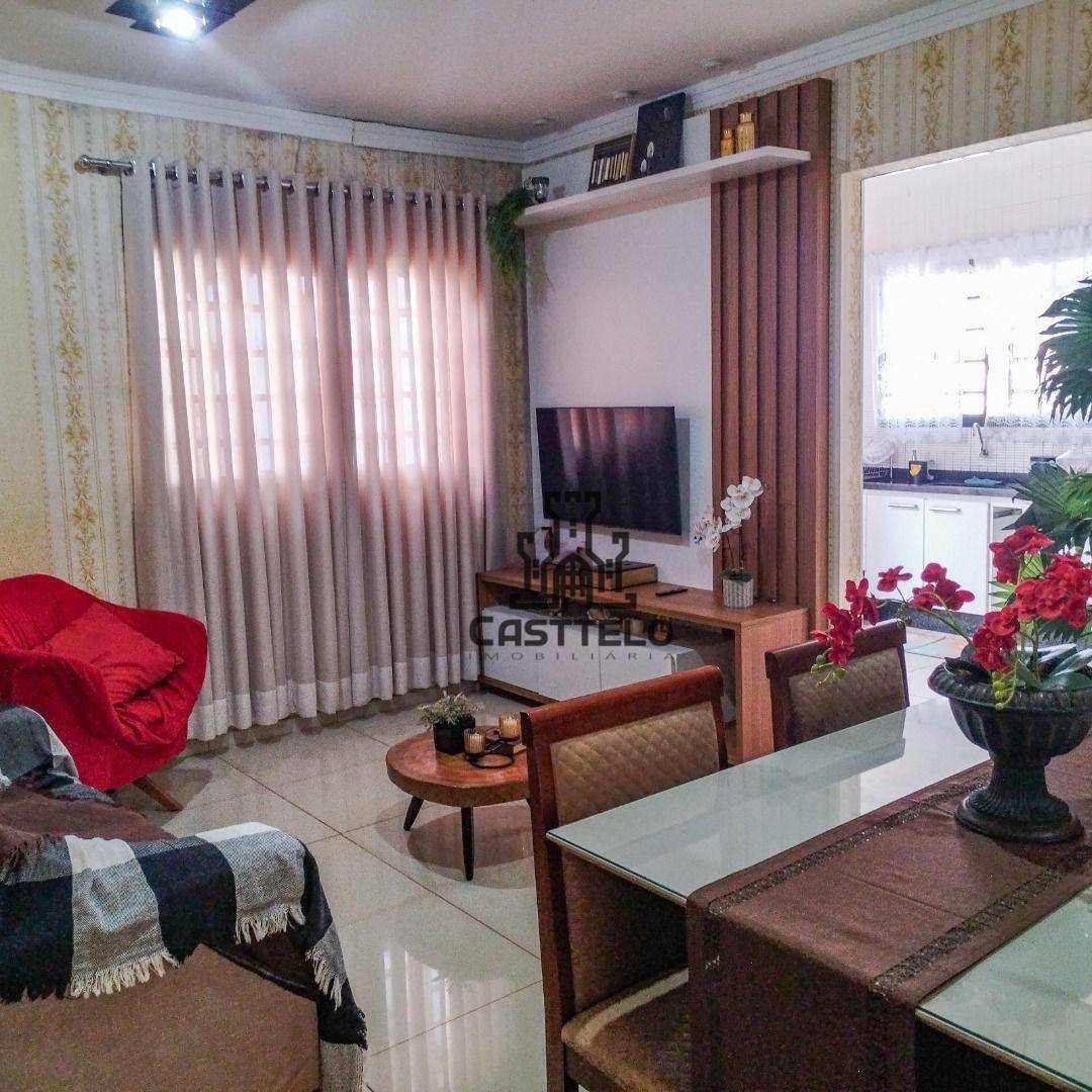 Sobrado à venda com 3 quartos, 140m² - Foto 2