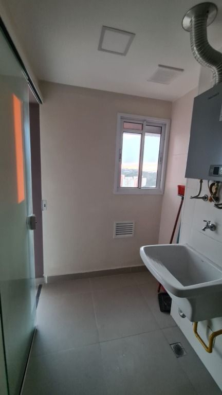 Apartamento à venda com 2 quartos, 57m² - Foto 18