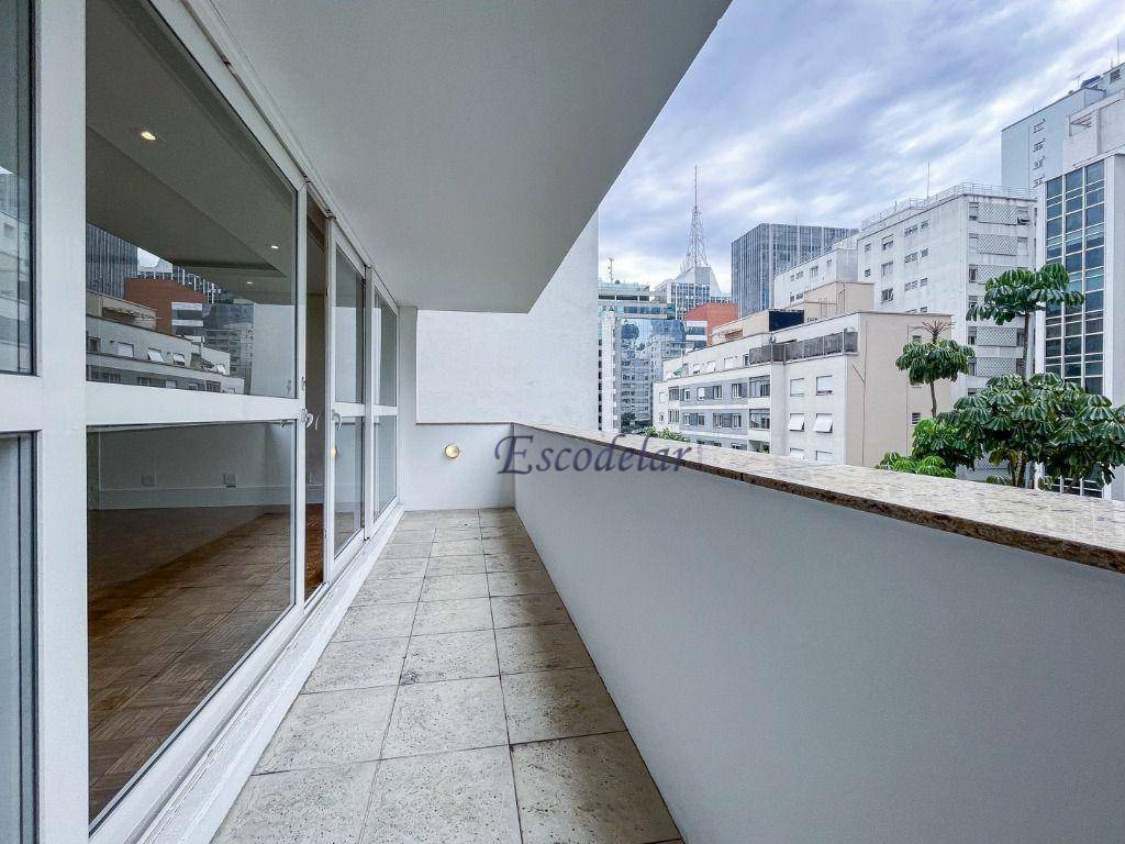 Apartamento à venda com 3 quartos, 200m² - Foto 5