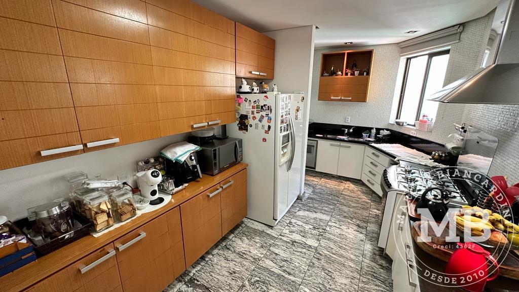 Apartamento à venda com 4 quartos, 257m² - Foto 23