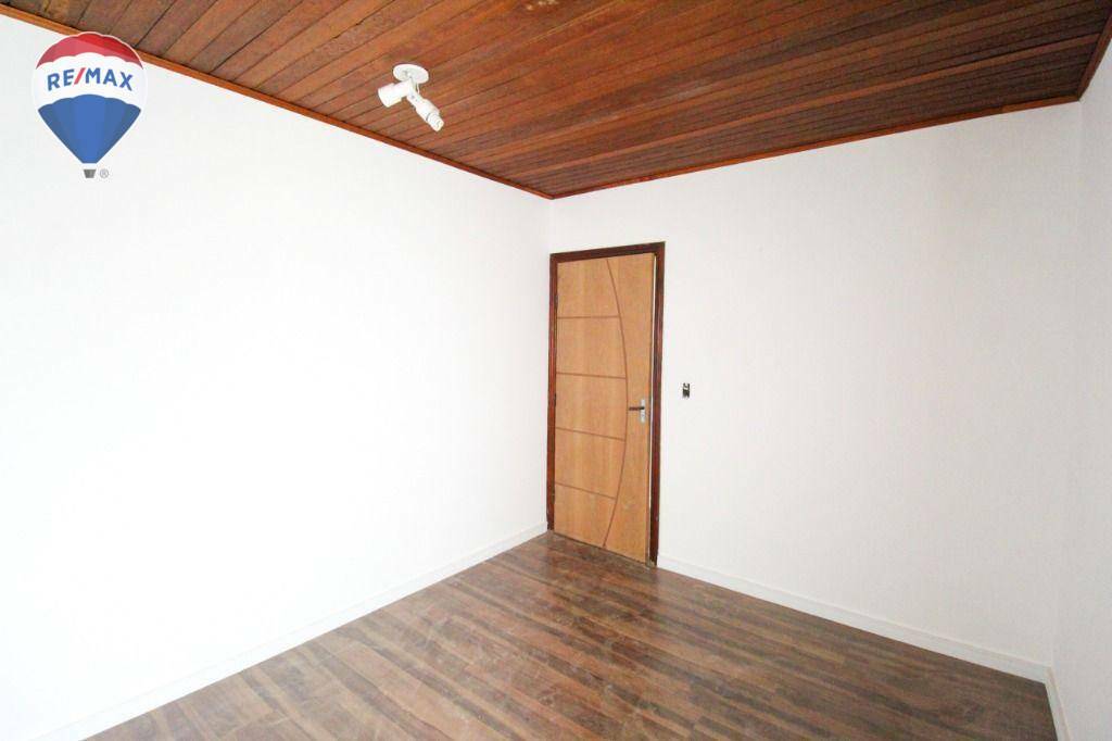 Casa para alugar com 4 quartos, 320m² - Foto 19