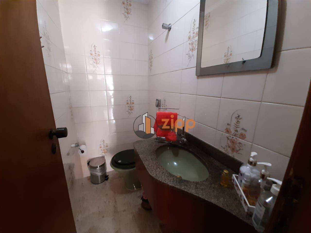 Apartamento à venda com 4 quartos, 157m² - Foto 24