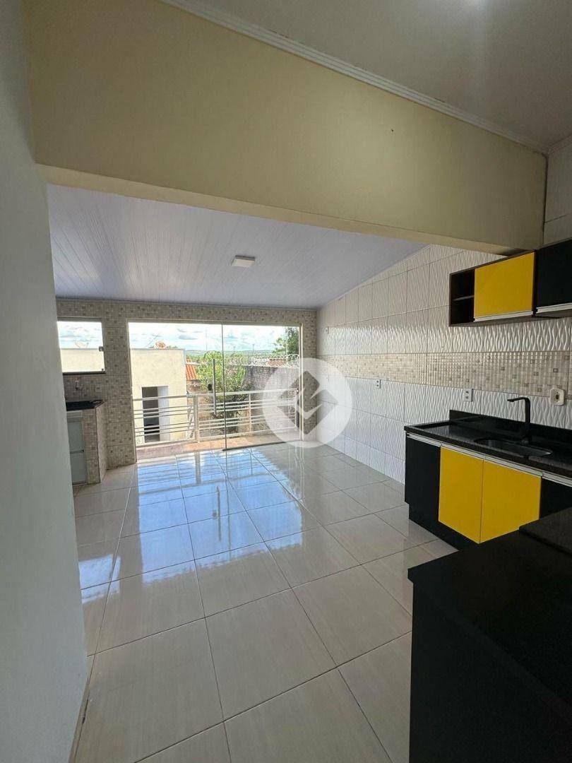 Casa à venda com 2 quartos, 50m² - Foto 4