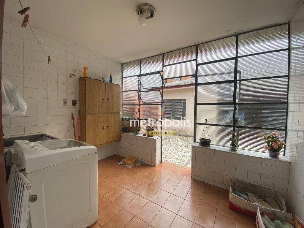 Casa à venda com 3 quartos, 320m² - Foto 13