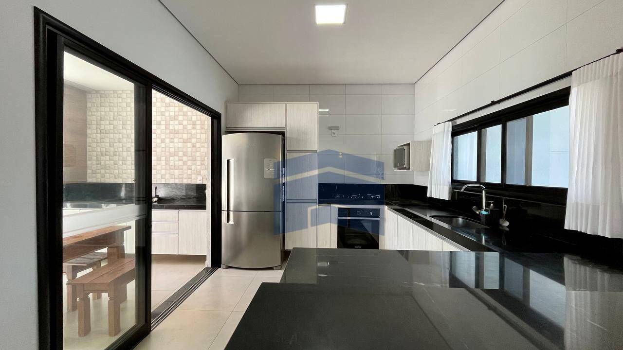 Casa de Condomínio à venda com 3 quartos, 145m² - Foto 4