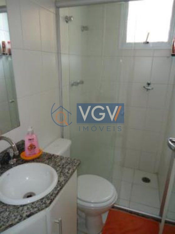 Apartamento à venda com 2 quartos, 57m² - Foto 4