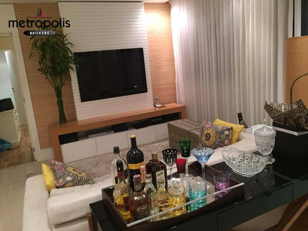 Apartamento à venda com 3 quartos, 244m² - Foto 2