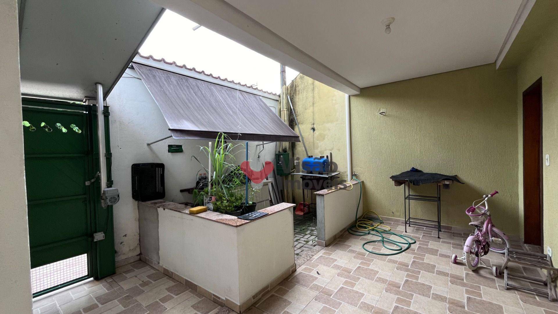 Sobrado à venda com 3 quartos, 180M2 - Foto 3