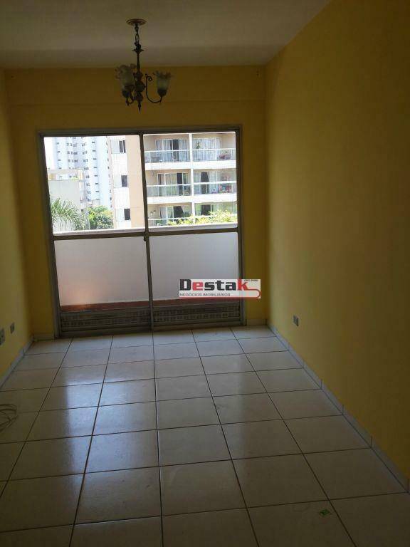 Apartamento à venda com 3 quartos, 72m² - Foto 2