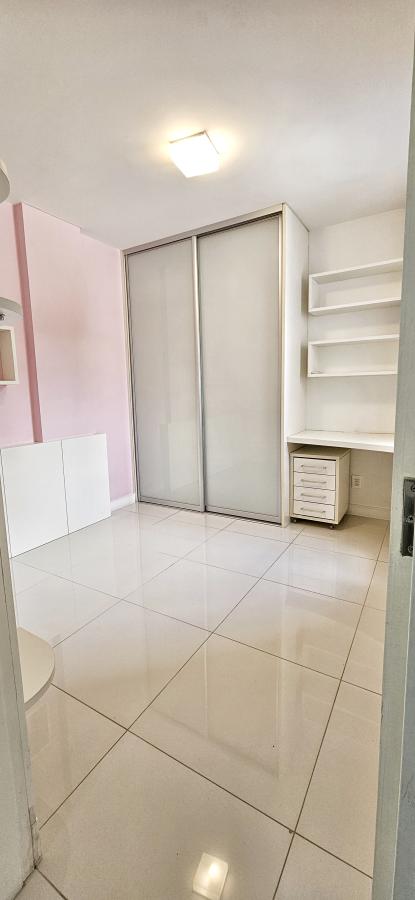 Apartamento à venda com 3 quartos, 98m² - Foto 8