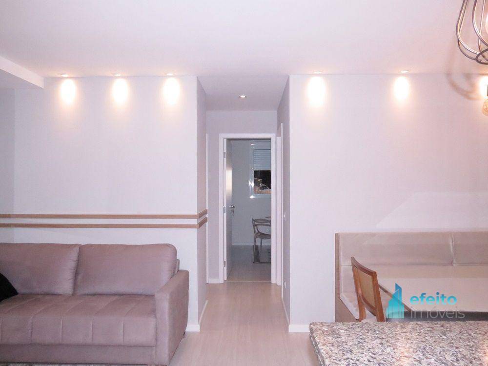 Apartamento à venda com 2 quartos, 68m² - Foto 10