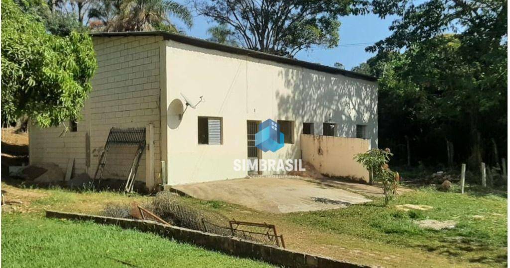 Chácara à venda com 4 quartos, 306m² - Foto 15