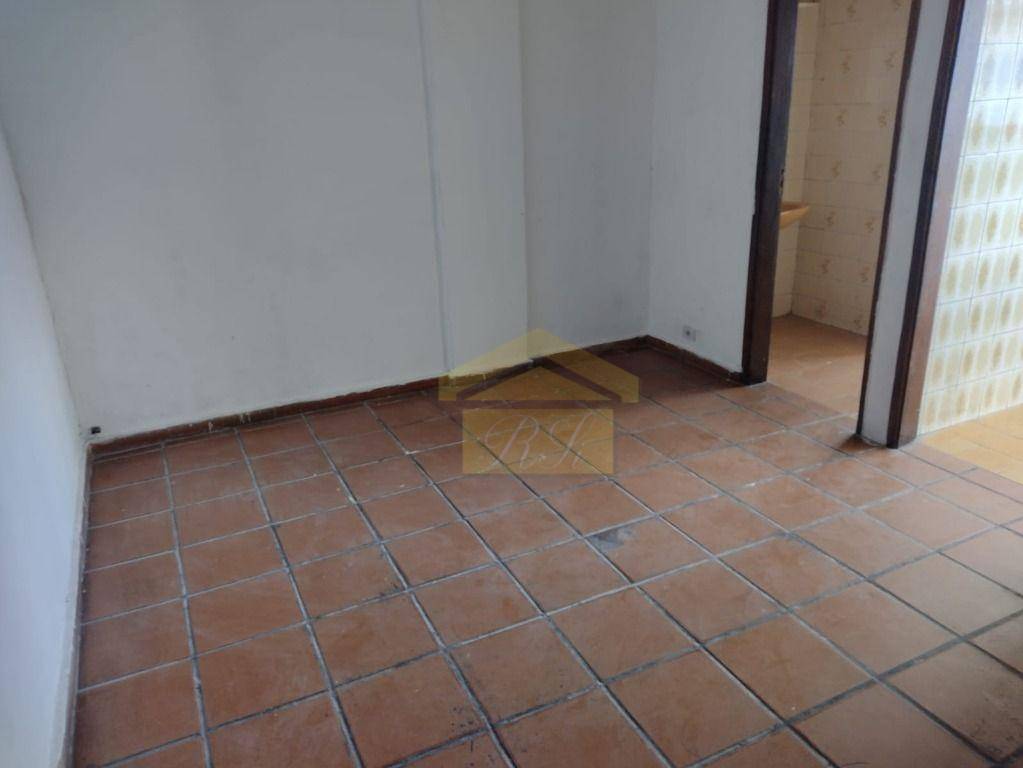 Apartamento para alugar com 1 quarto, 60m² - Foto 4