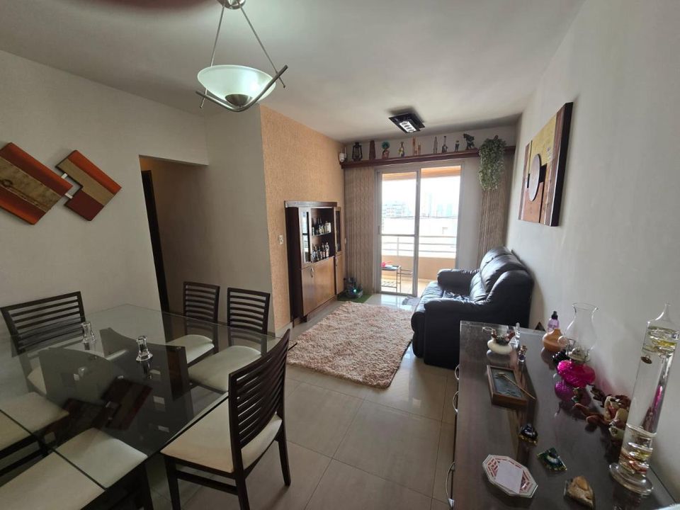 Apartamento à venda com 3 quartos, 78m² - Foto 2