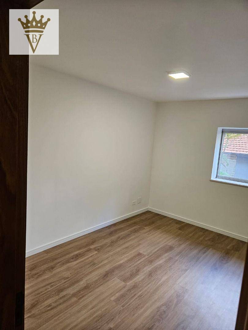 Apartamento para alugar com 3 quartos, 175m² - Foto 11