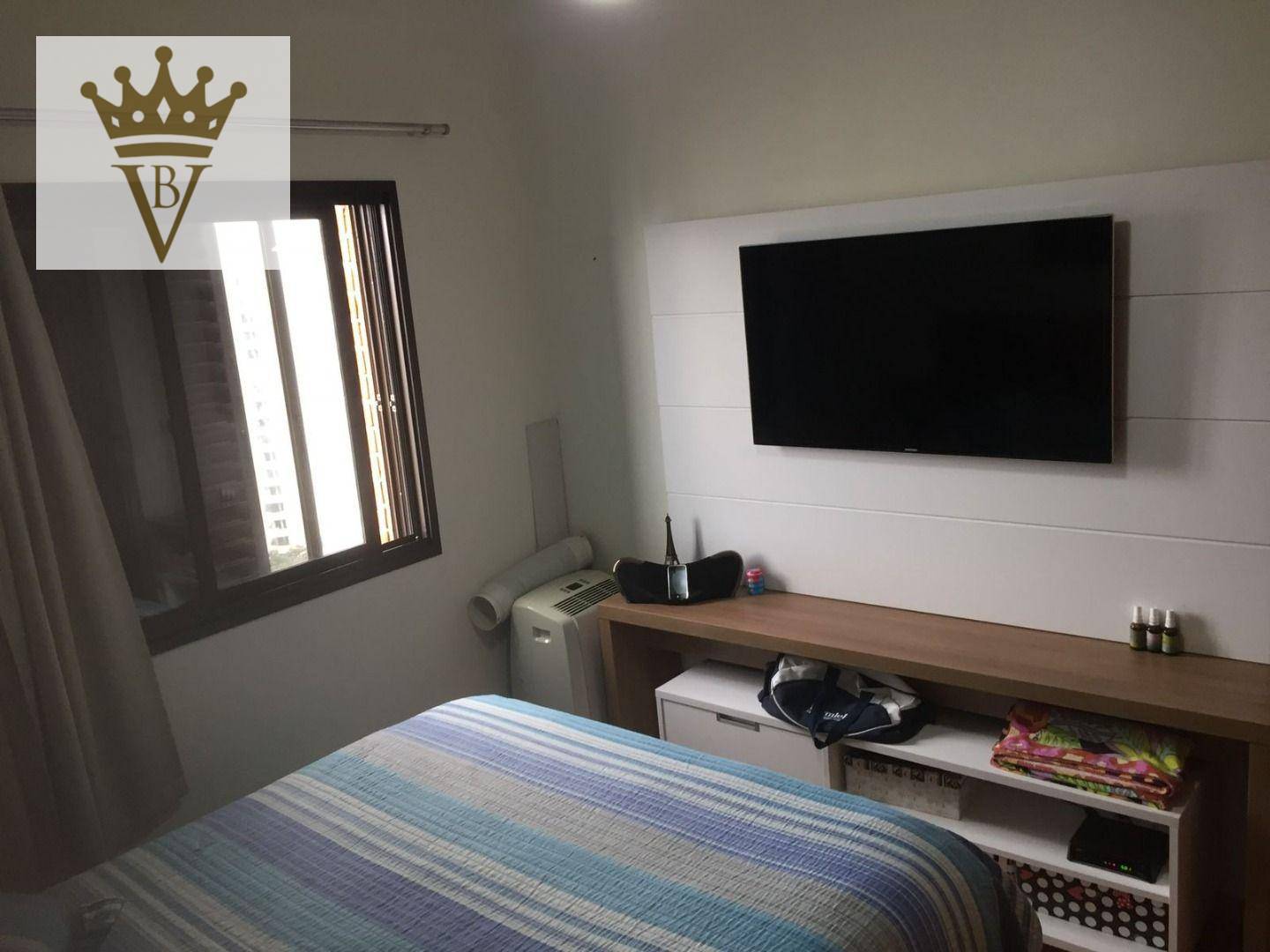 Apartamento à venda com 4 quartos, 200m² - Foto 14