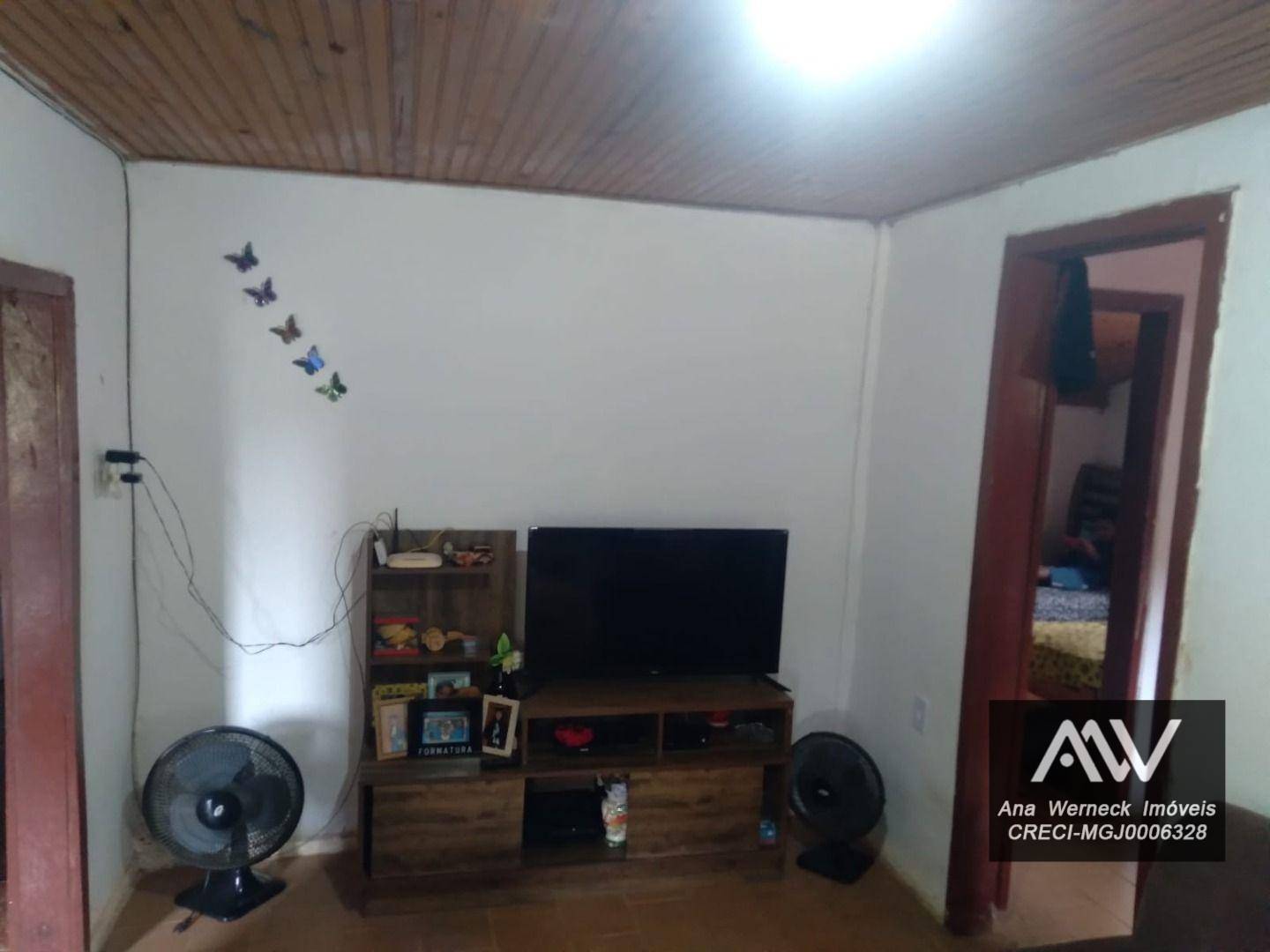 Chácara à venda com 3 quartos, 75m² - Foto 7