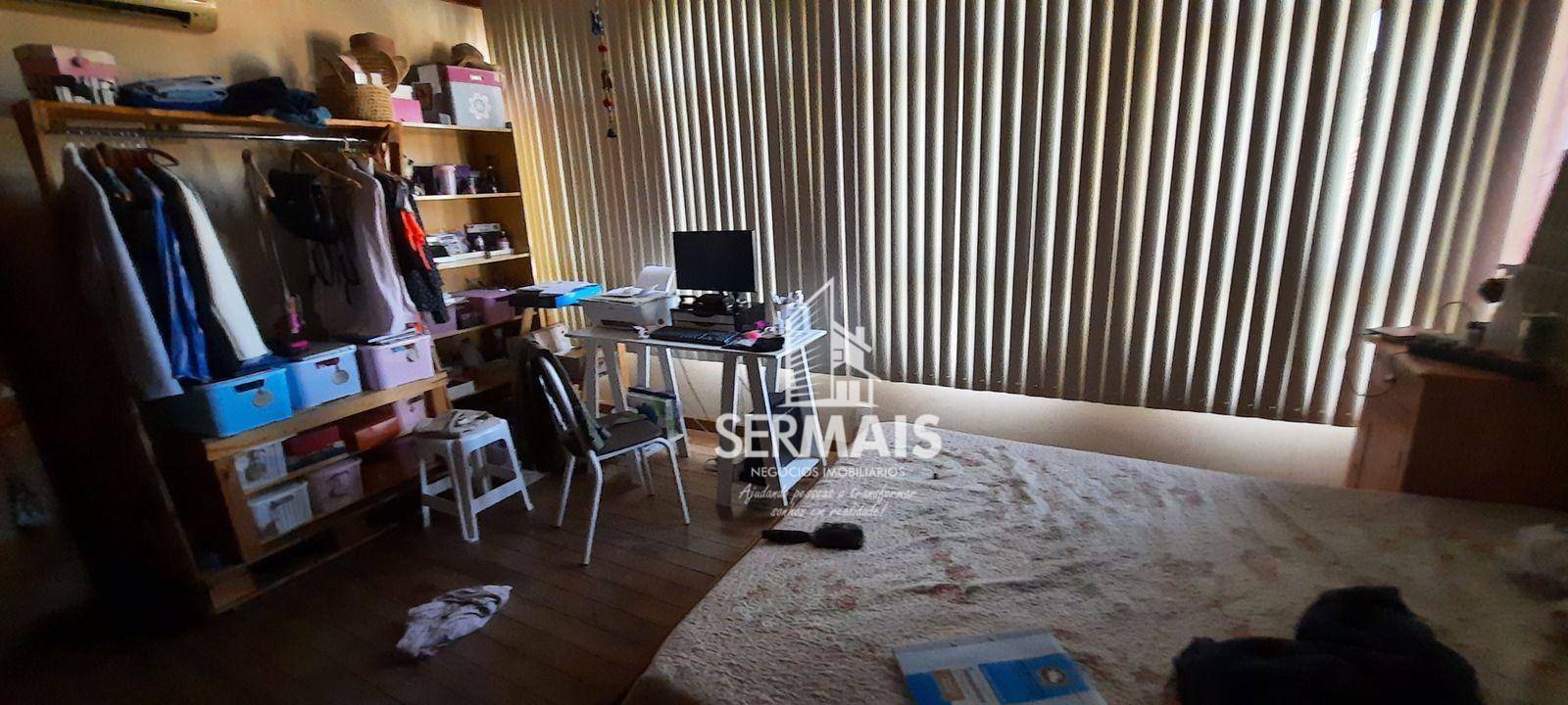 Casa à venda com 5 quartos, 1600m² - Foto 14