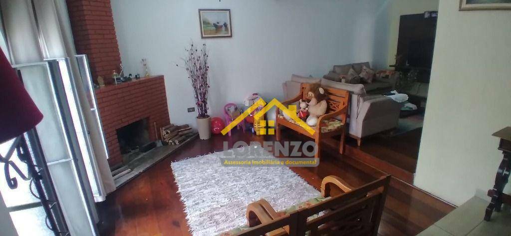 Casa à venda com 3 quartos, 150m² - Foto 2