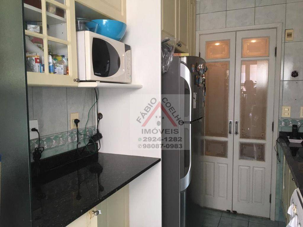 Apartamento à venda com 3 quartos, 75m² - Foto 2