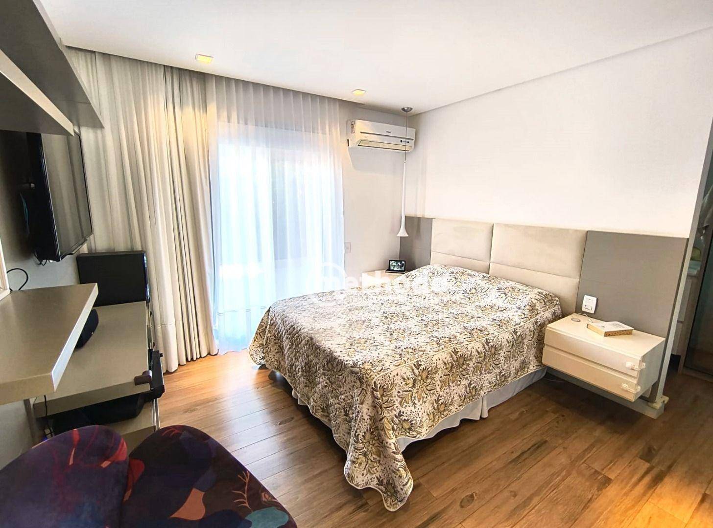 Casa de Condomínio à venda com 3 quartos, 220m² - Foto 30