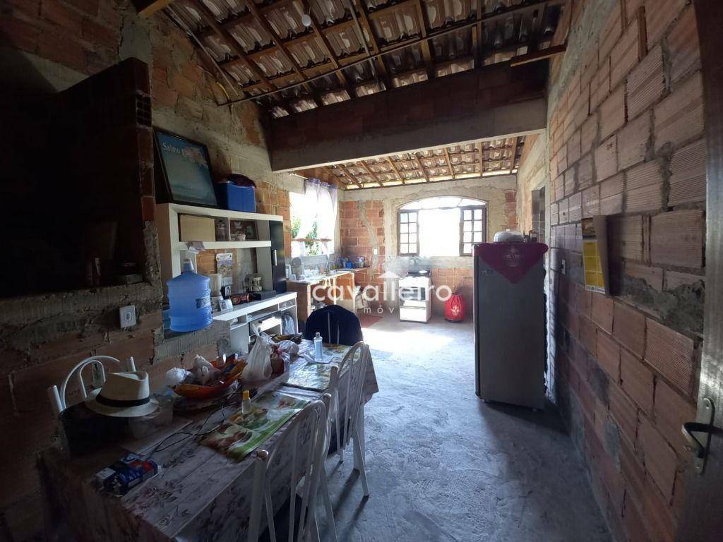 Casa à venda com 4 quartos, 120m² - Foto 18