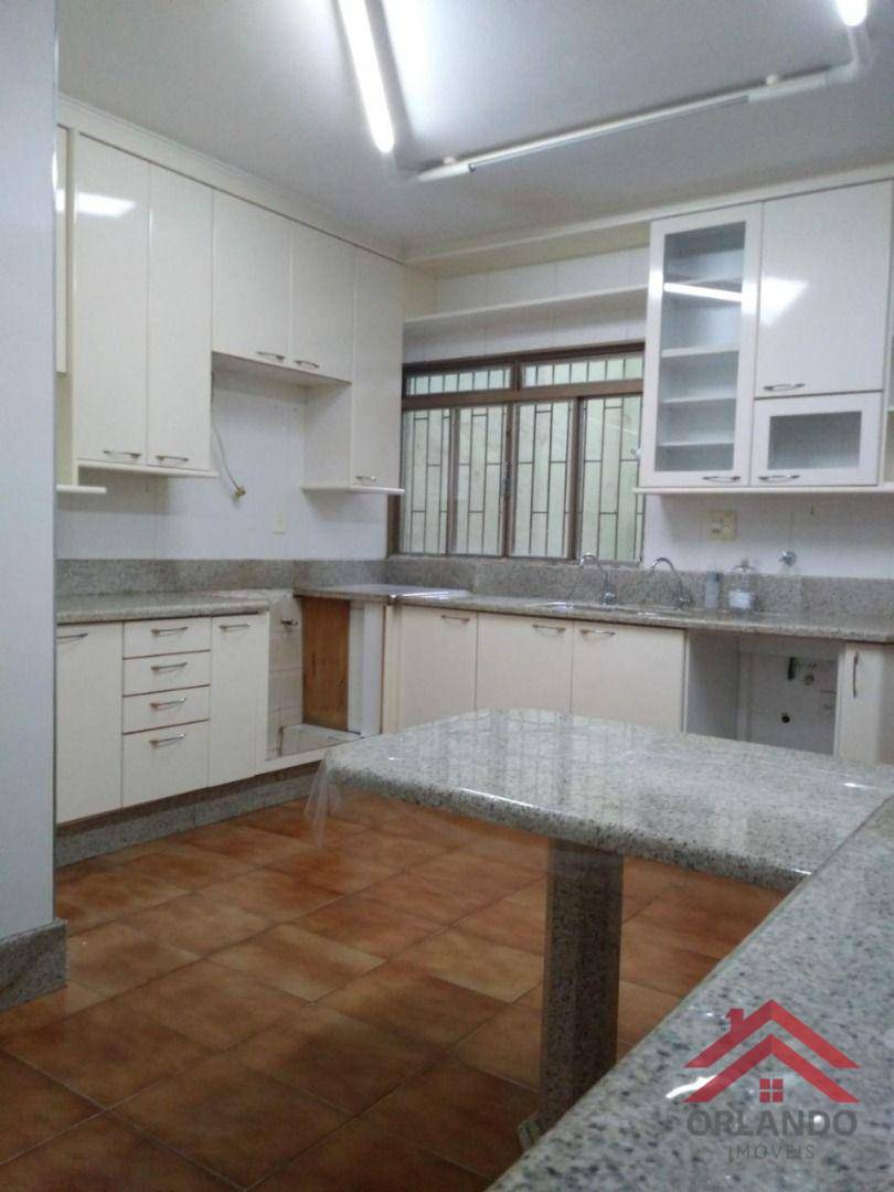 Apartamento à venda com 4 quartos, 203m² - Foto 5