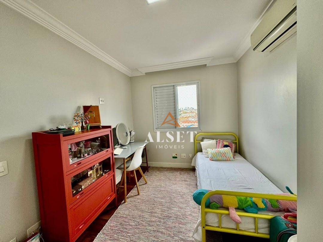 Apartamento à venda com 3 quartos, 124m² - Foto 12