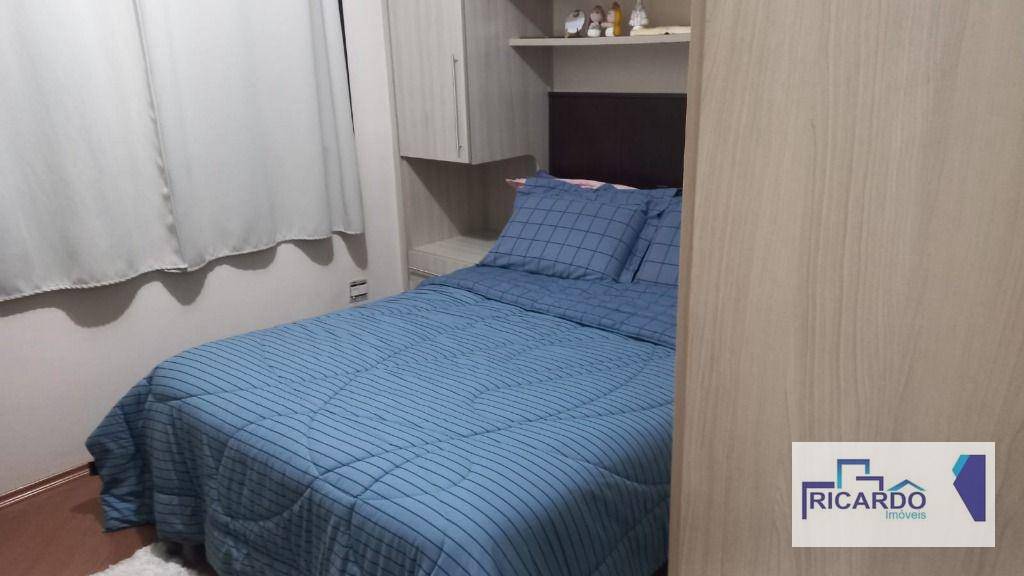 Apartamento à venda com 2 quartos, 65m² - Foto 3