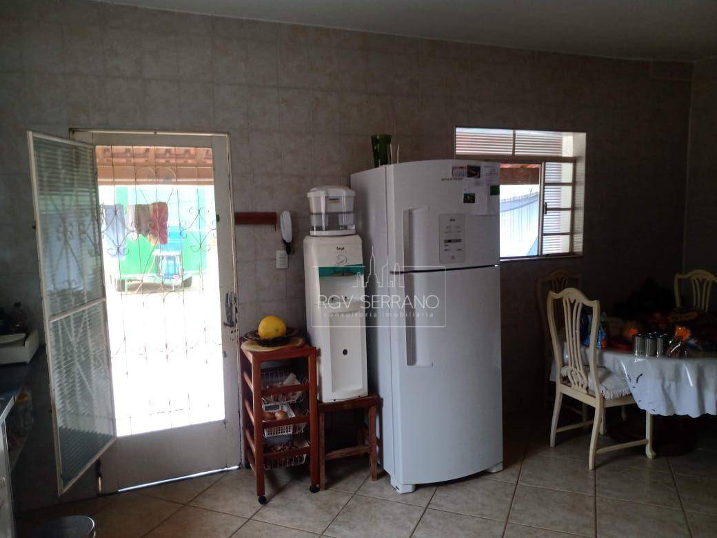 Chácara à venda com 3 quartos, 276m² - Foto 18