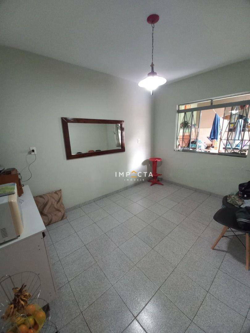 Casa à venda com 4 quartos, 159m² - Foto 6