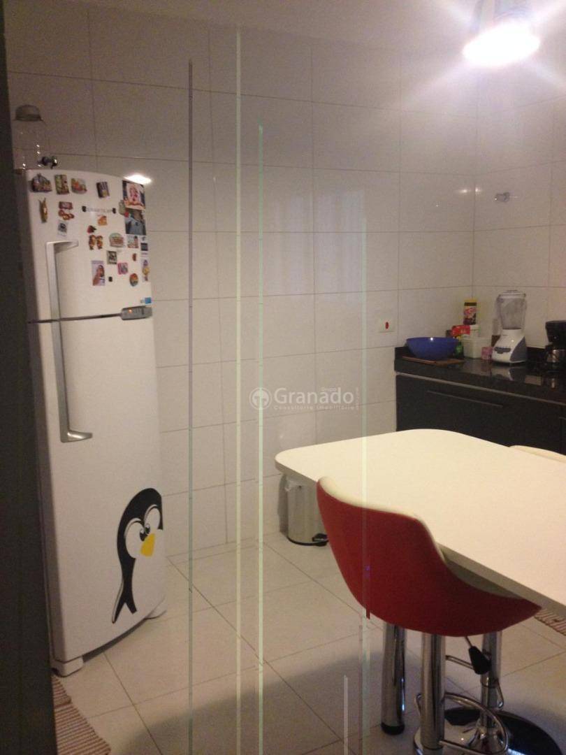 Sobrado à venda com 3 quartos, 112m² - Foto 3