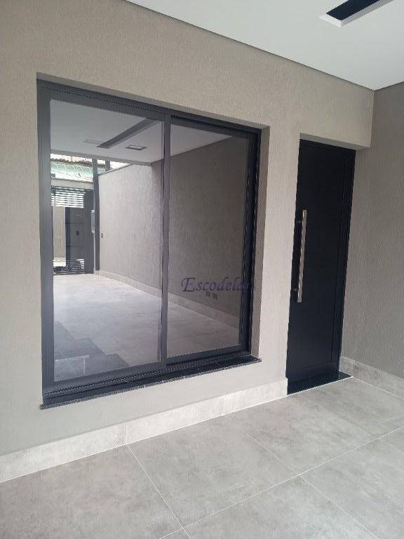 Sobrado à venda com 3 quartos, 113m² - Foto 4