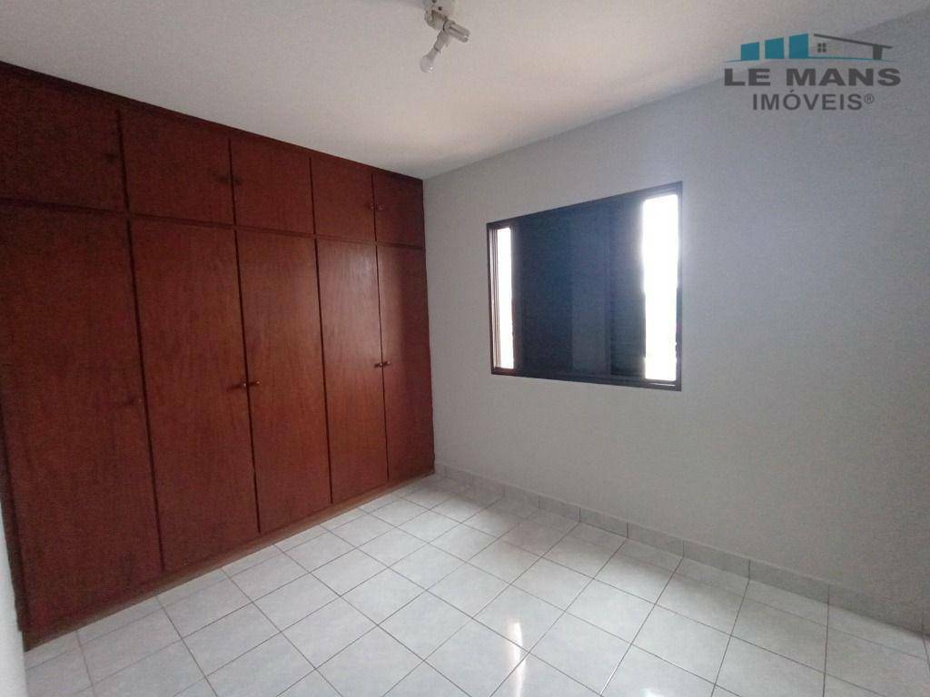 Apartamento à venda com 3 quartos, 74m² - Foto 17