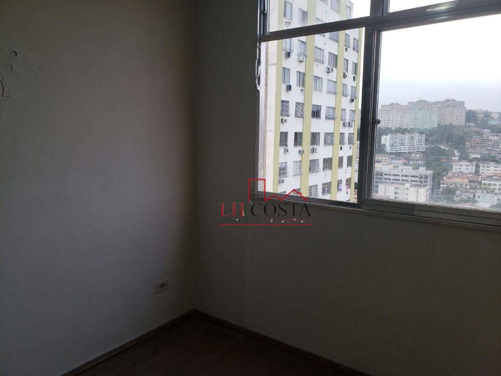 Apartamento à venda com 2 quartos, 50m² - Foto 2