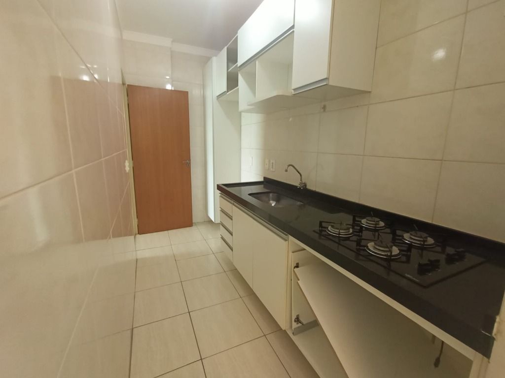 Apartamento à venda com 2 quartos, 64m² - Foto 15