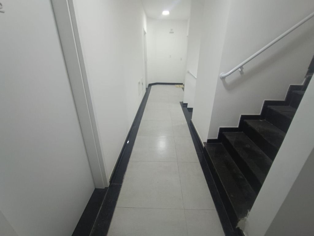 Apartamento à venda com 2 quartos, 43m² - Foto 13