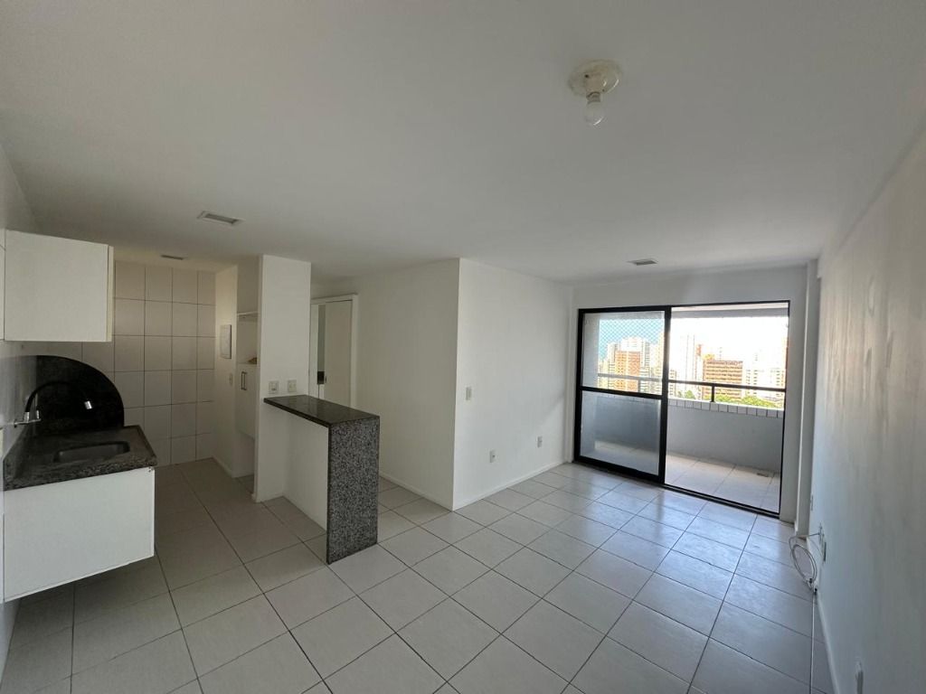 Apartamento à venda com 2 quartos, 60m² - Foto 11