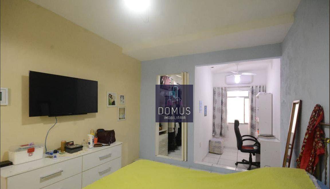 Casa à venda com 2 quartos, 90m² - Foto 4