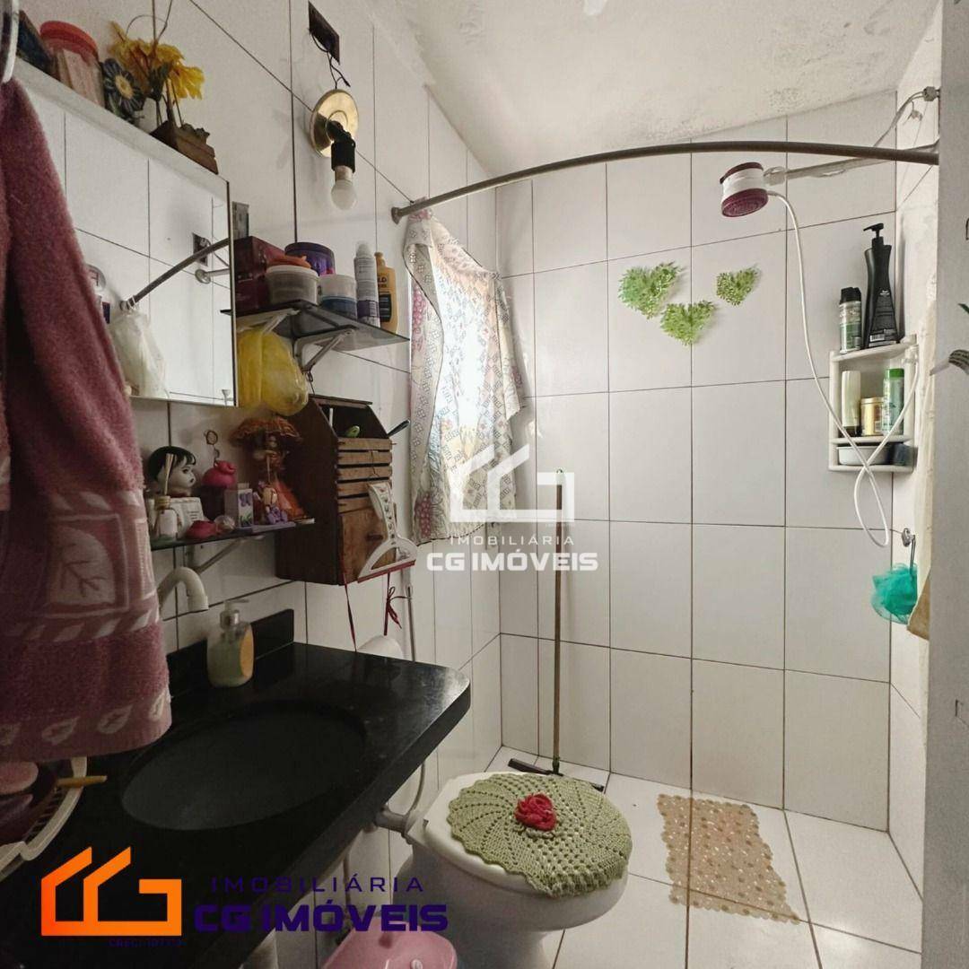 Casa à venda com 2 quartos, 170m² - Foto 5