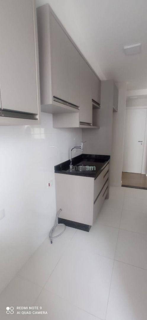 Apartamento à venda com 3 quartos, 71m² - Foto 4