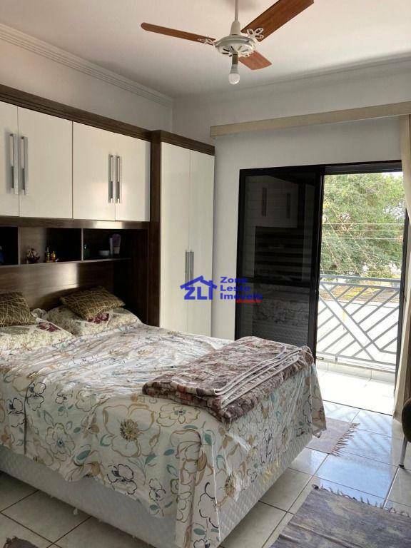 Sobrado à venda com 4 quartos, 220m² - Foto 8