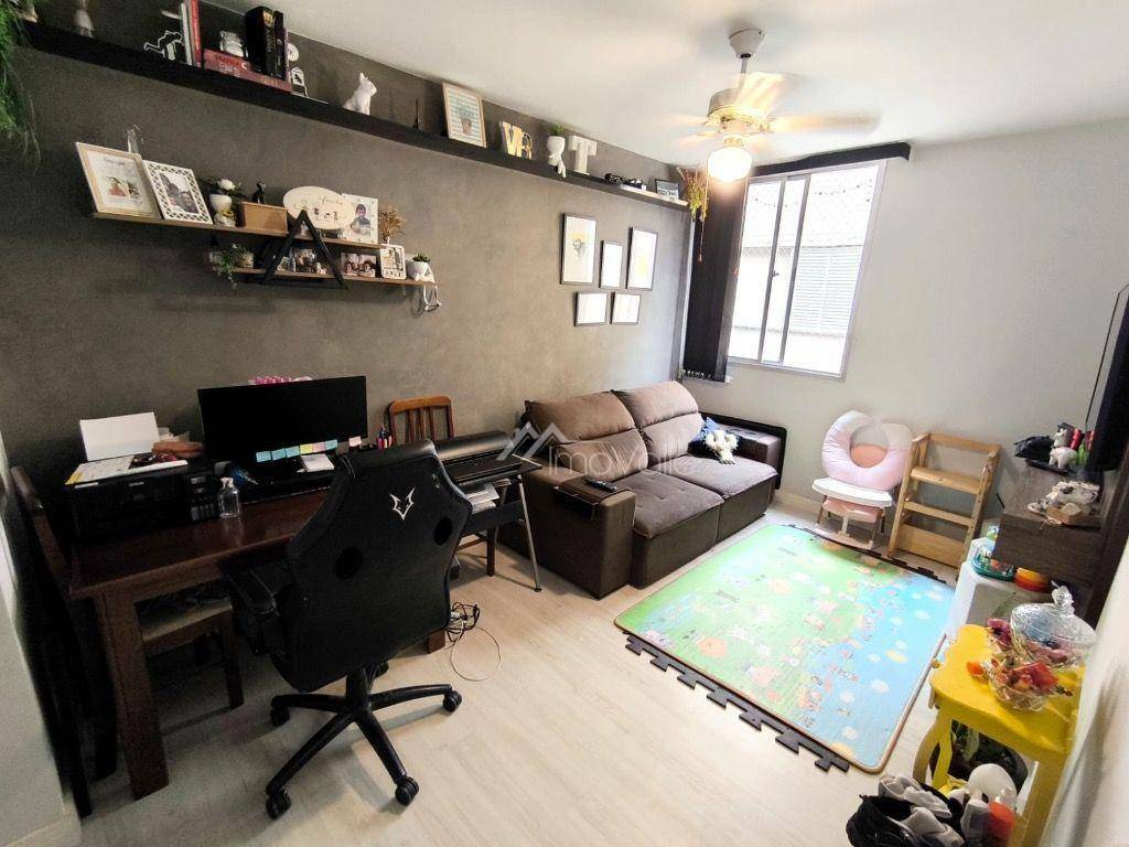 Apartamento à venda com 2 quartos, 67m² - Foto 1