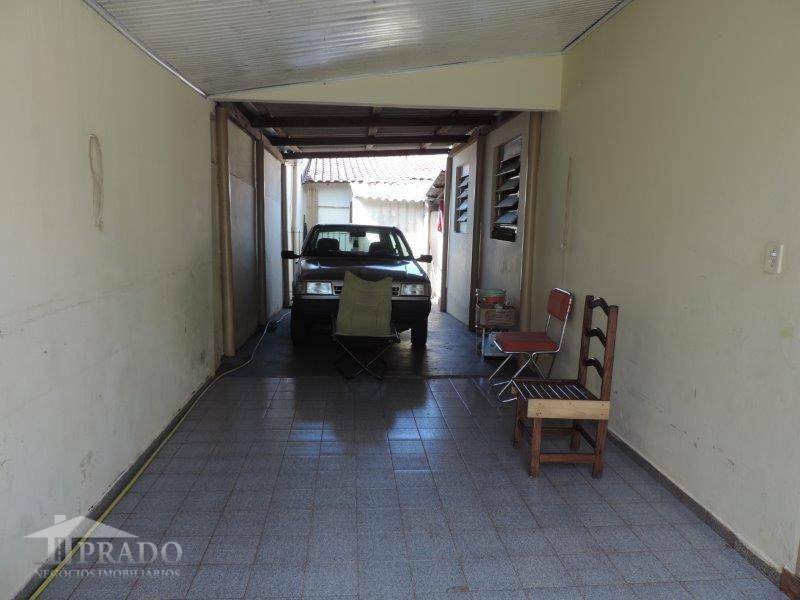 Casa à venda com 4 quartos, 160m² - Foto 3