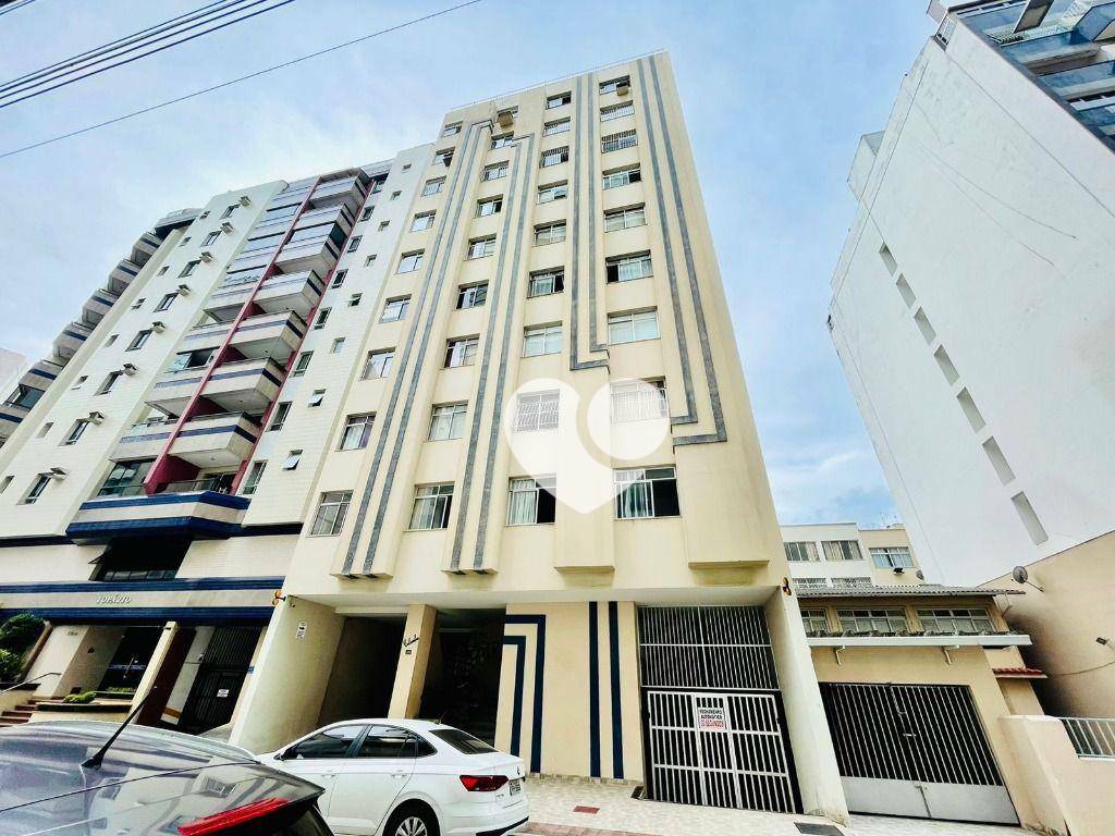 Apartamento à venda com 2 quartos, 65m² - Foto 1