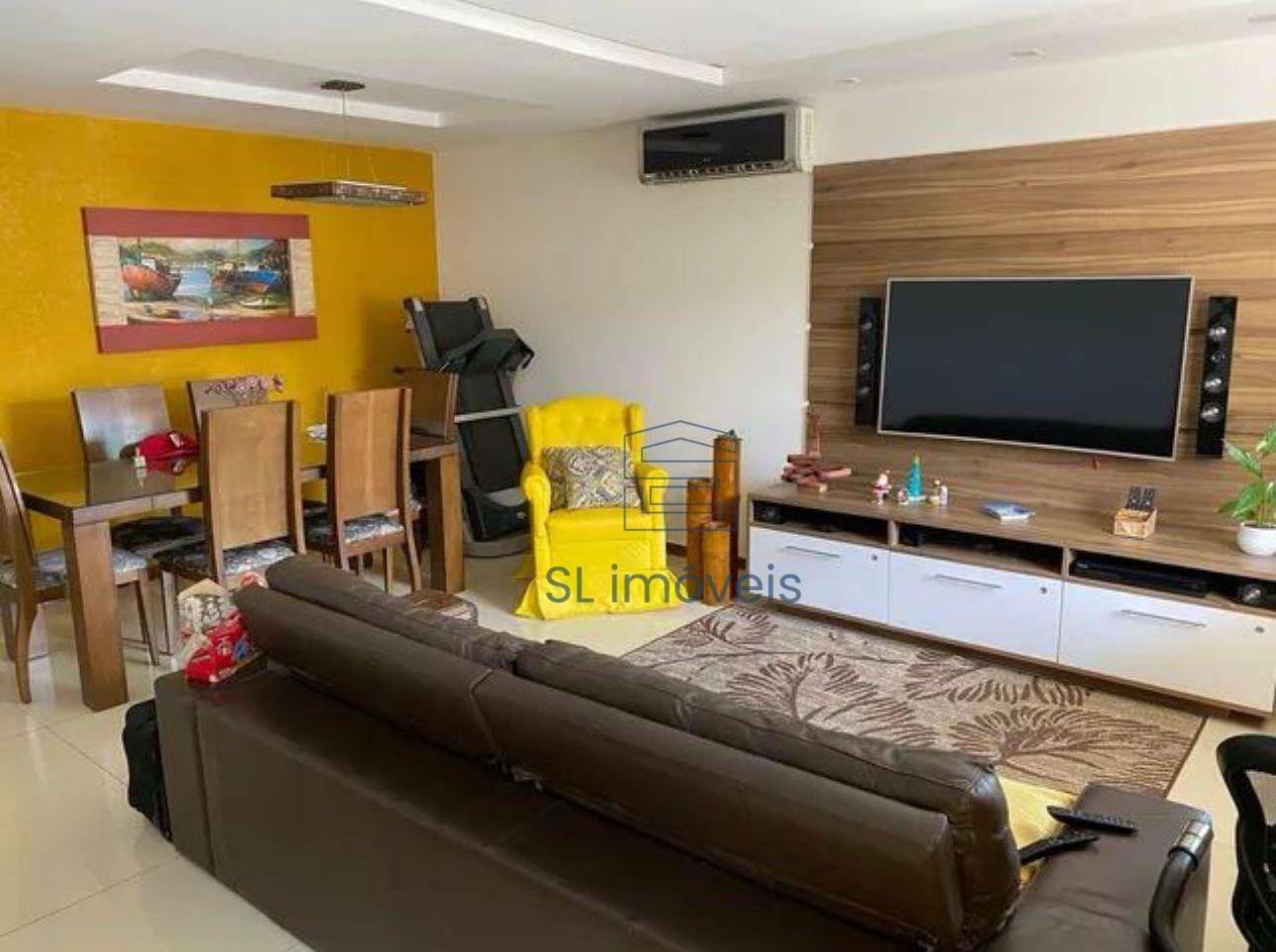 Casa à venda com 4 quartos, 320m² - Foto 8