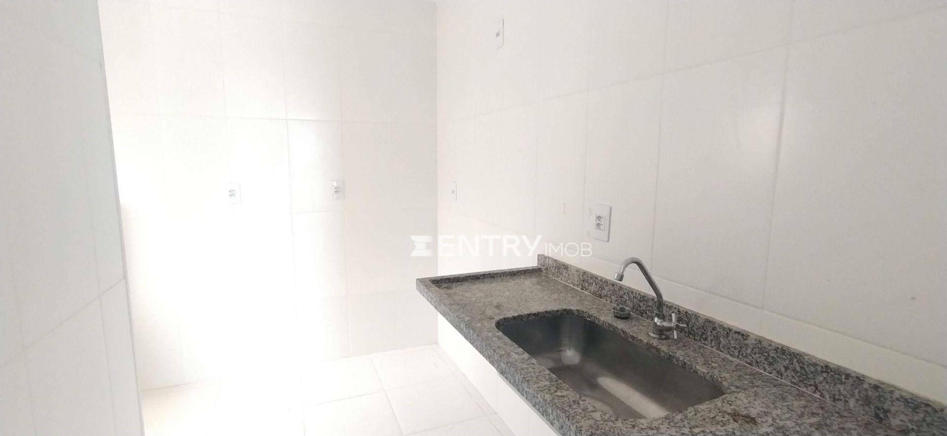 Apartamento à venda com 2 quartos, 61m² - Foto 3