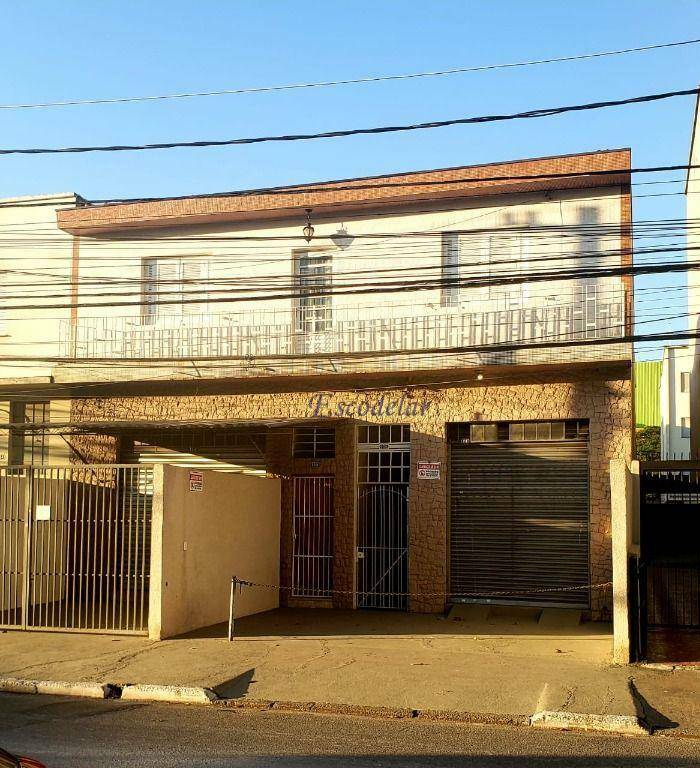 Sobrado à venda com 6 quartos, 370m² - Foto 1