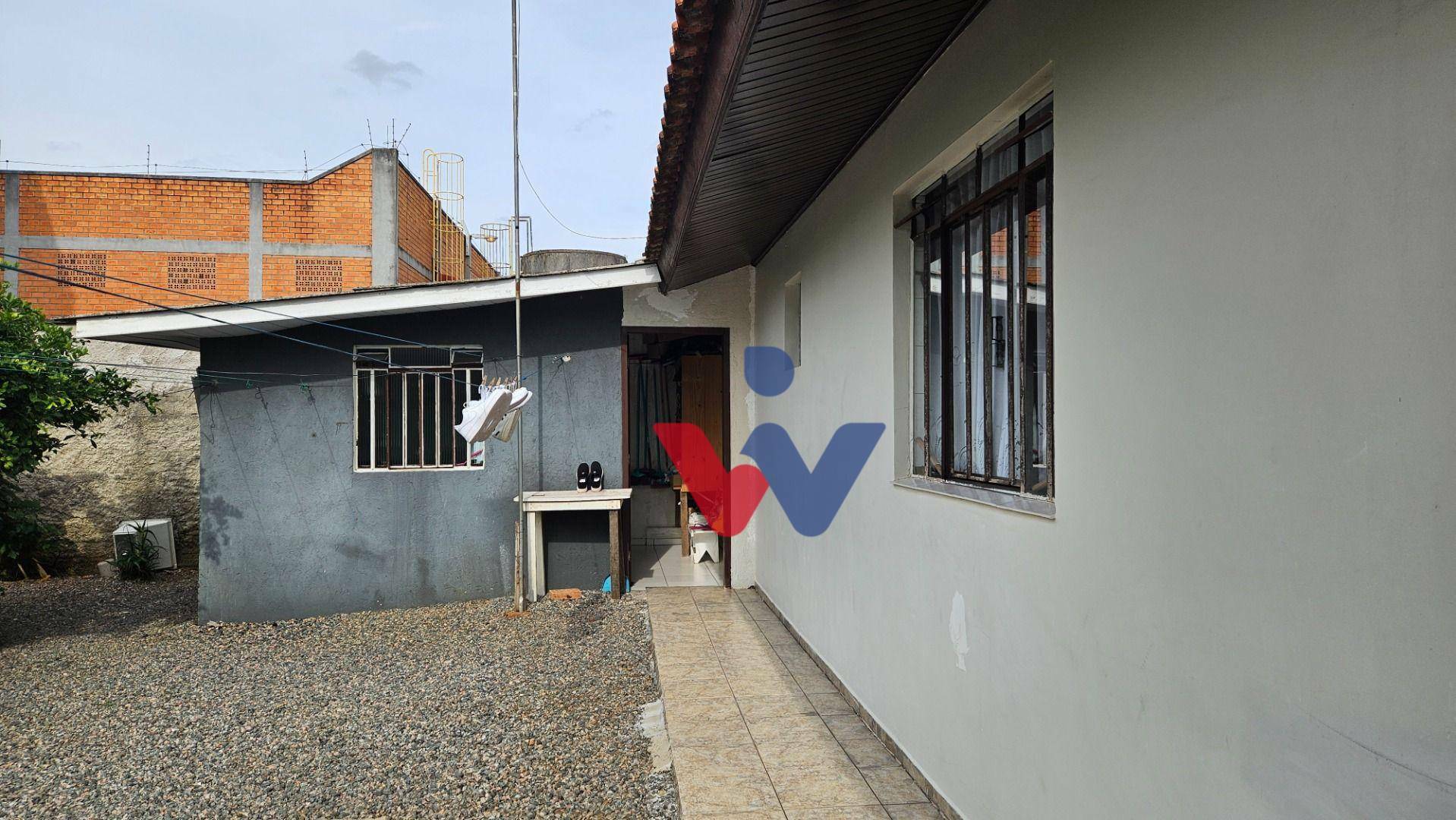 Casa à venda com 3 quartos, 100m² - Foto 13