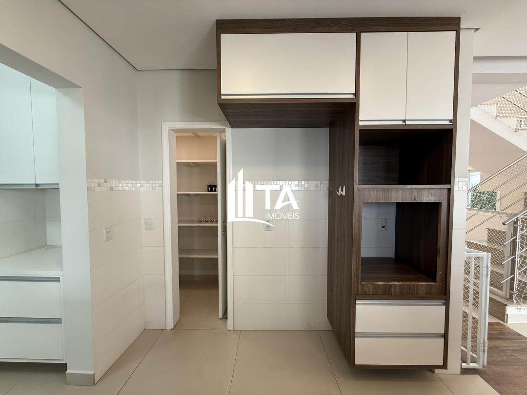 Casa de Condomínio à venda com 4 quartos, 258m² - Foto 9